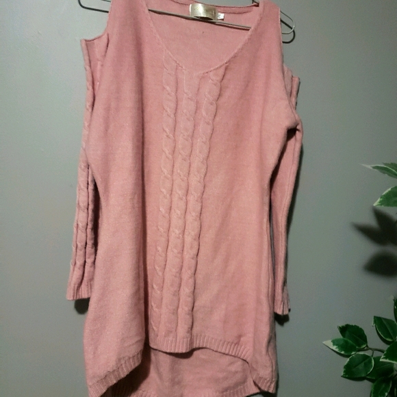 Sweater - Picture 1 of 6